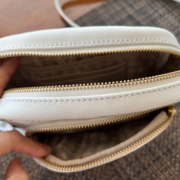 Karl Lagerfeld Paris Perforated Lafayette Crossbody Camera bag - NWT - Picture 3 of 6